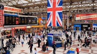 A Walk Through The London Victoria Station London England [upl. by Estis]